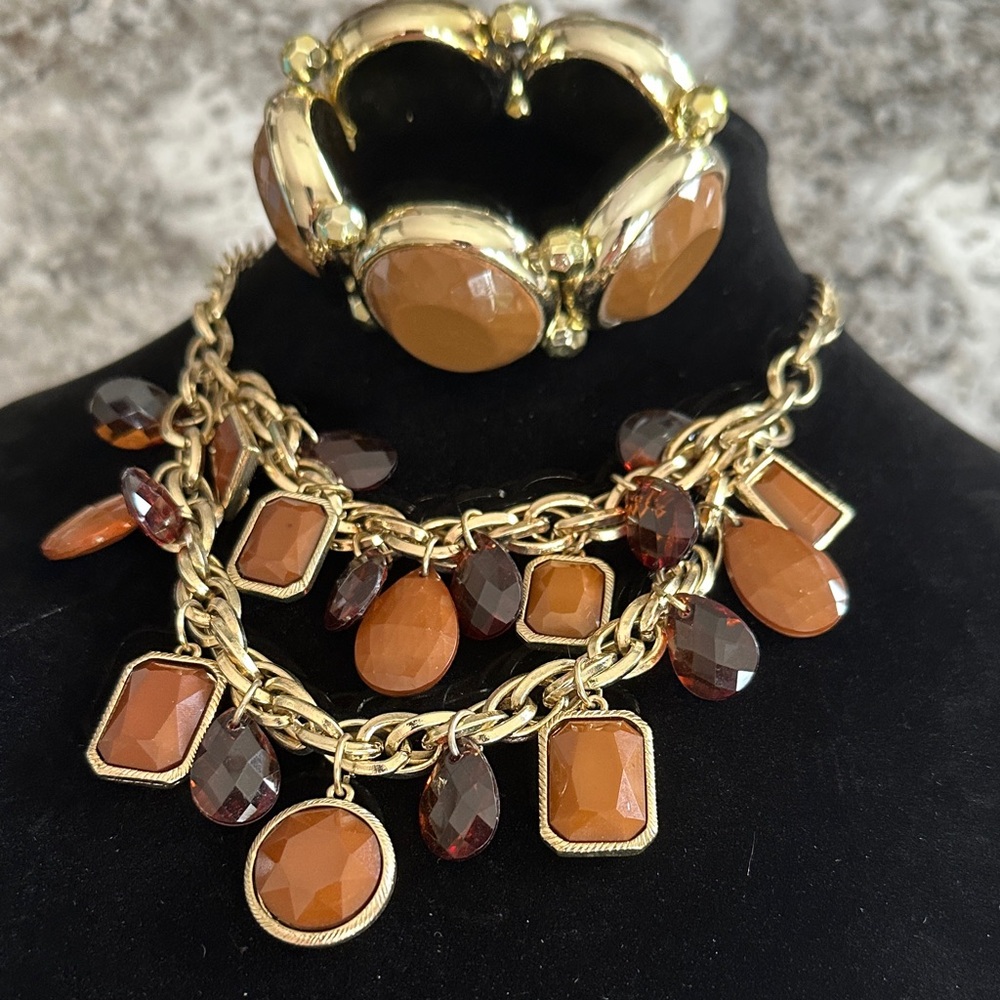 Gold-Tone Brown Statement Necklace and Bracelet Set